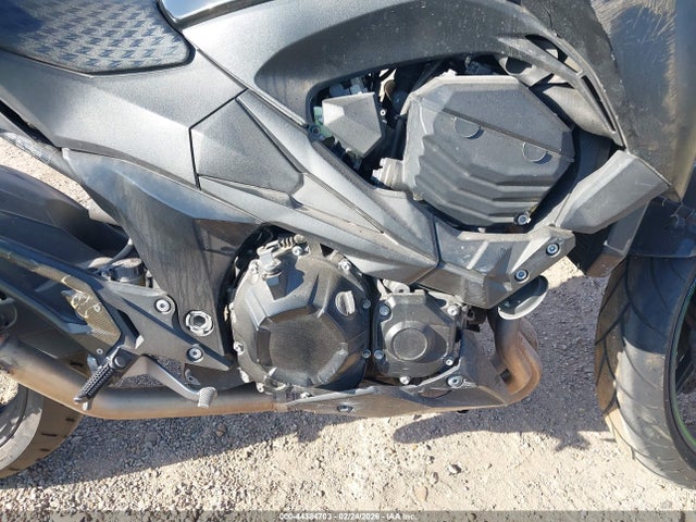 JKBZRCB1XGDA13287 Kawasaki Zr800 B