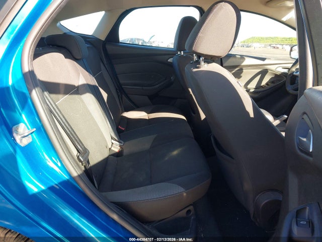 1FADP3K25EL123916 Ford FOCUS SE