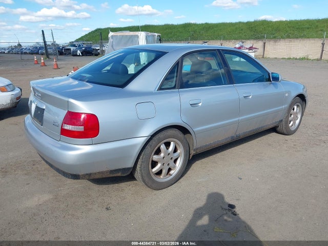 1999 AUDI A4 WAUED28D7XA258174 Photo 3