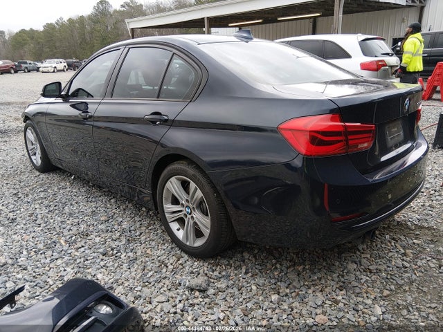 44384743 :رقم المزاد ، WBA8E9G5XGNU28470 vin ، 2016 Bmw 328i مزاد بيع