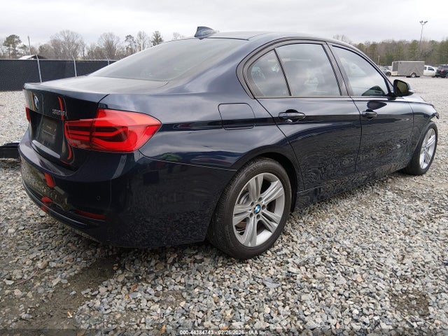 44384743 :رقم المزاد ، WBA8E9G5XGNU28470 vin ، 2016 Bmw 328i مزاد بيع