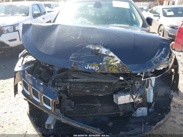 2018 Jeep Compass Limited 4x4 მანქანა იყიდება აუქციონზე, vin: 3C4NJDCB4JT372906, აუქციონის ნომერი: 44384744