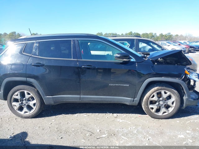 2018 Jeep Compass Limited 4x4 მანქანა იყიდება აუქციონზე, vin: 3C4NJDCB4JT372906, აუქციონის ნომერი: 44384744