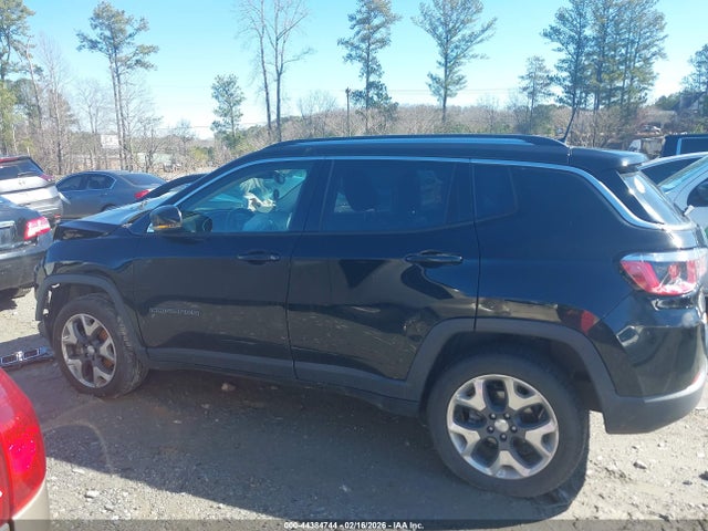 2018 Jeep Compass Limited 4x4 მანქანა იყიდება აუქციონზე, vin: 3C4NJDCB4JT372906, აუქციონის ნომერი: 44384744