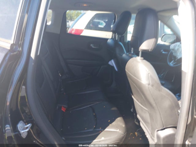 2018 Jeep Compass Limited 4x4 მანქანა იყიდება აუქციონზე, vin: 3C4NJDCB4JT372906, აუქციონის ნომერი: 44384744