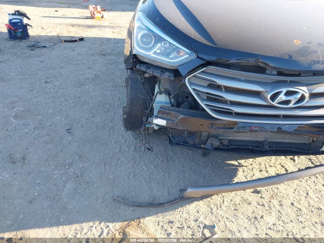 5NMZUDLB8HH015762 Hyundai Santa Fe Sport 2.4l