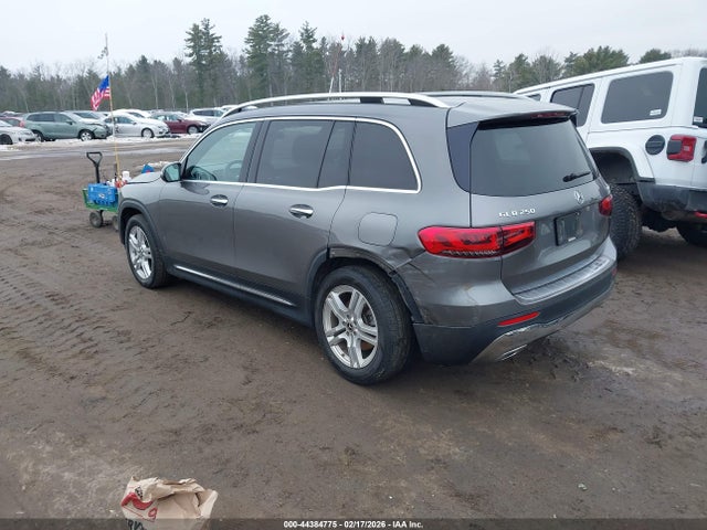 2021 MERCEDES-BENZ GLB 250 W1N4M4HB1MW096851 Photo 2