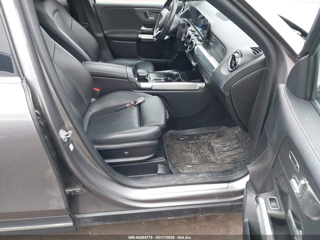 2021 MERCEDES-BENZ GLB 250 W1N4M4HB1MW096851 Photo 4
