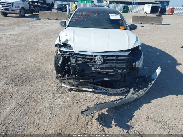44384793 :رقم المزاد ، 3VWC57BU5KM085499 vin ، 2019 Volkswagen Jetta 1.4t R-line/1.4t S/1.4t Se مزاد بيع