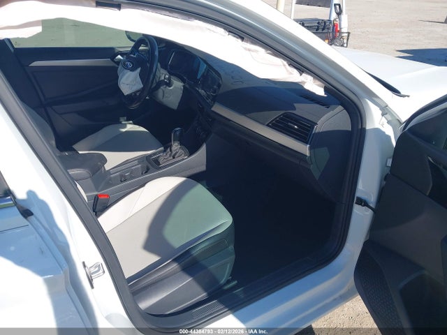 44384793 :رقم المزاد ، 3VWC57BU5KM085499 vin ، 2019 Volkswagen Jetta 1.4t R-line/1.4t S/1.4t Se مزاد بيع