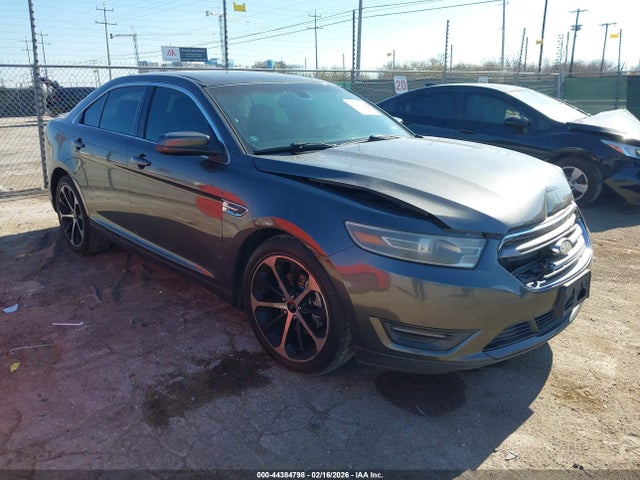 2015 1FAHP2E83FG102214 main image