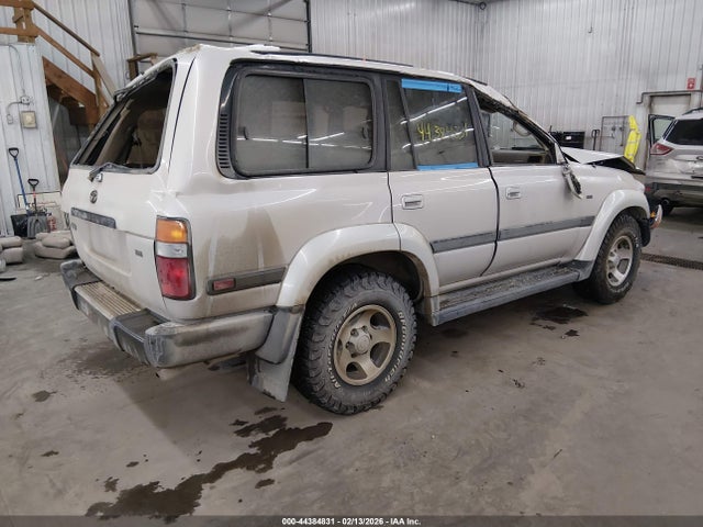 1997 TOYOTA LAND CRUISER JT3HJ85J0V0183895 Photo 3