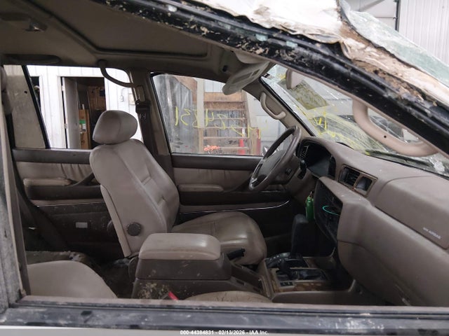 1997 TOYOTA LAND CRUISER JT3HJ85J0V0183895 Photo 4