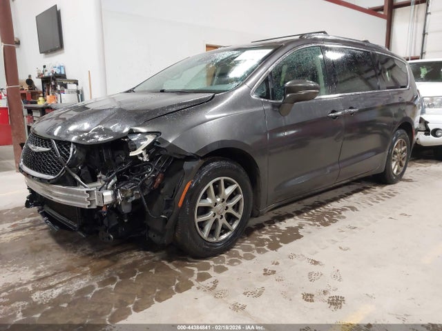 2021 Chrysler Pacifica Touring L მანქანა იყიდება აუქციონზე, vin: 2C4RC1BG6MR584981, აუქციონის ნომერი: 44384841