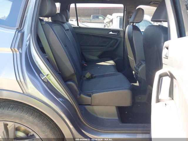 Продаж на аукціоні авто 2023 Volkswagen Tiguan 2.0t Se R-line Black, vin: 3VVCB7AX4PM118332, номер лоту: 44384879