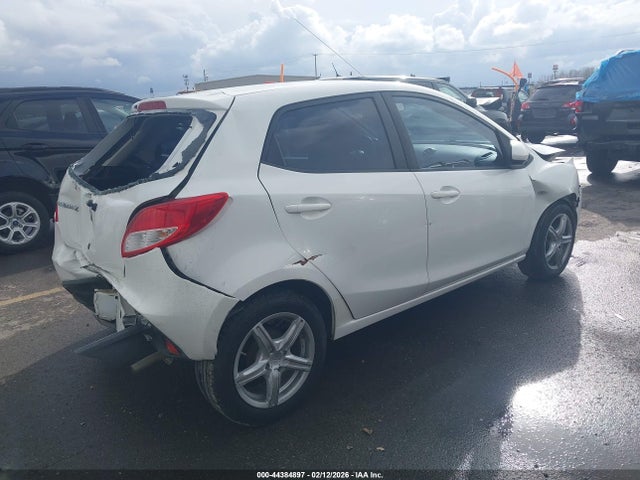 JM1DE1KZ1E0188846 Mazda Mazda2 Sport