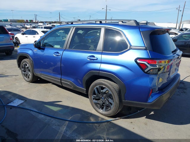 Subaru Forester Limited Hybrid 2025 JF2SLSRD4SH404099 Image 3
