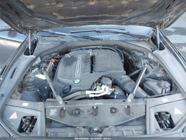 2013 Bmw 535i მანქანა იყიდება აუქციონზე, vin: WBAFR7C5XDC822631, აუქციონის ნომერი: 44384936
