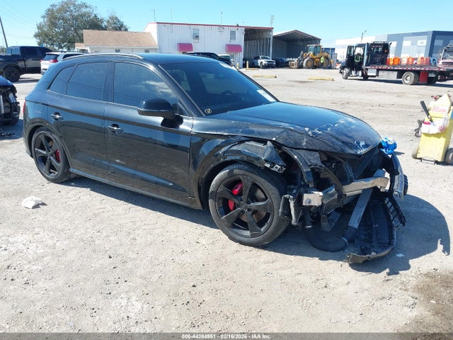 2019 AUDI SQ5 WA1B4AFY6K2127675