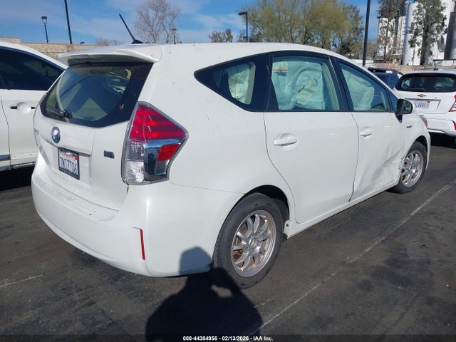 JTDZN3EU5GJ042738 Toyota Prius V Two