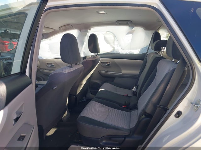 JTDZN3EU5GJ042738 Toyota Prius V Two