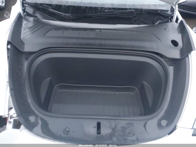 2021 Tesla Model Y Long Range Dual Motor All-wheel Drive მანქანა იყიდება აუქციონზე, vin: 5YJYGDEE5MF201460, აუქციონის ნომერი: 44384961