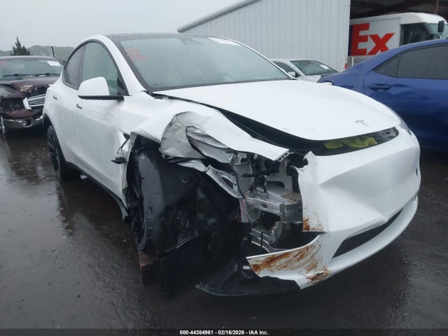2021 Tesla Model Y Long Range Dual Motor All-wheel Drive მანქანა იყიდება აუქციონზე, vin: 5YJYGDEE5MF201460, აუქციონის ნომერი: 44384961