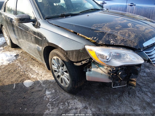 Aukcja sprzedaży 2014 Chrysler 200 Lx, vin: 1C3CCBAB6EN141332, numer aukcji: 44384963