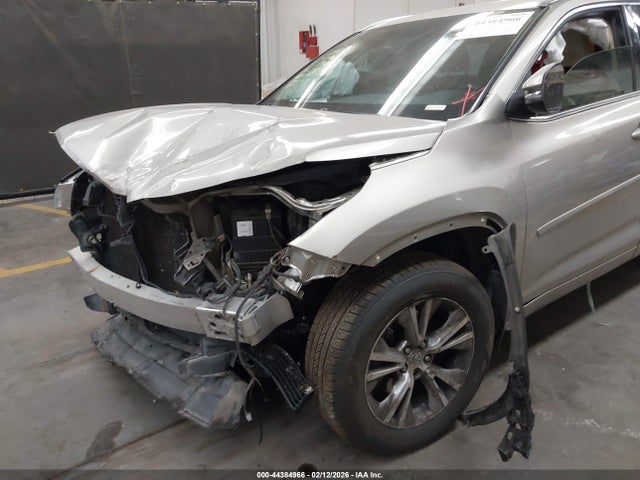 5TDKKRFH8FS096499 Toyota Highlander Xle V6