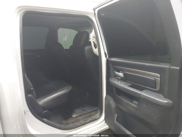 Aukcja sprzedaży 2017 Ram 1500 Night  4x4 5'7 Box, vin: 1C6RR7MT6HS725572, numer aukcji: 44384975