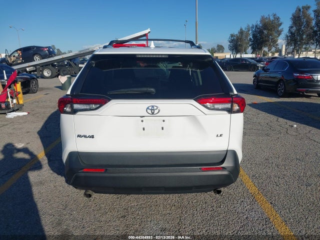 Toyota RAV4 LE 2021 2T3H1RFV5MC164418 Image 16