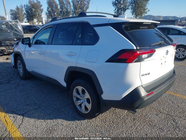 Toyota RAV4 LE 2021 2T3H1RFV5MC164418 Image 3