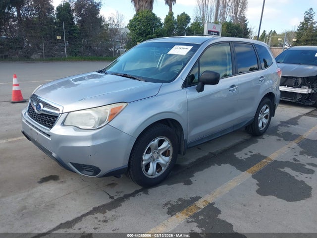 Subaru Forester 2.5i 2014 JF2SJAAC4EH522435 Image 2