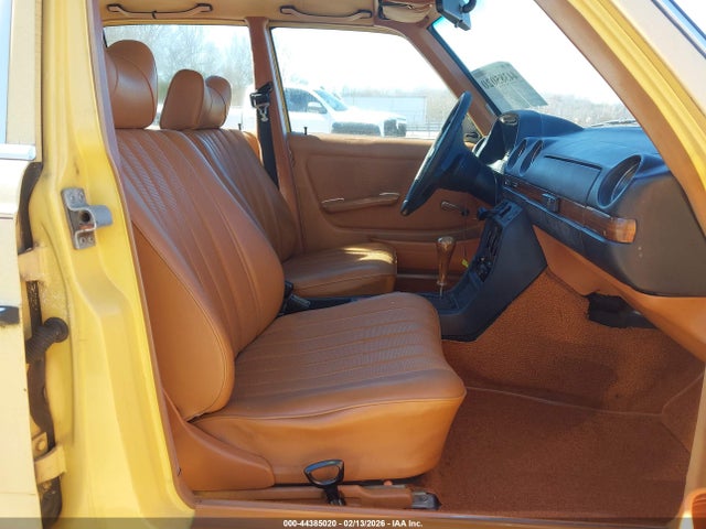 1977 MERCEDES 230 12302312049267 Photo 4
