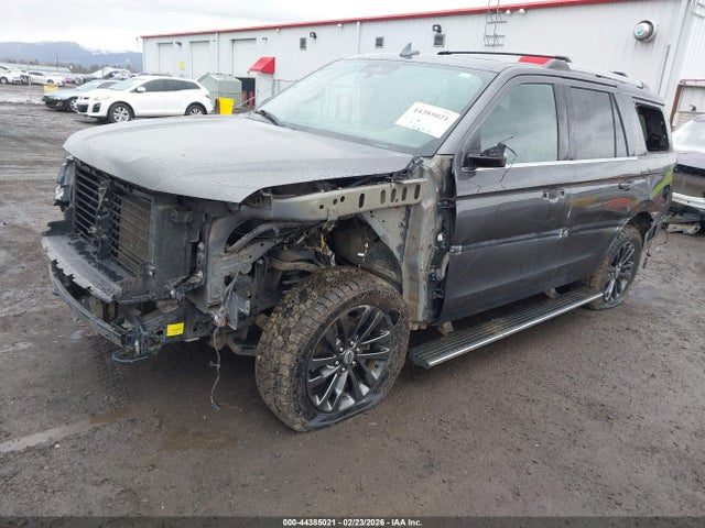 1FMJU2AT9KEA90912 Ford Expedition Limited