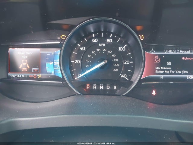 1FM5K8GT7HGB22027 Ford EXPLORER SPORT