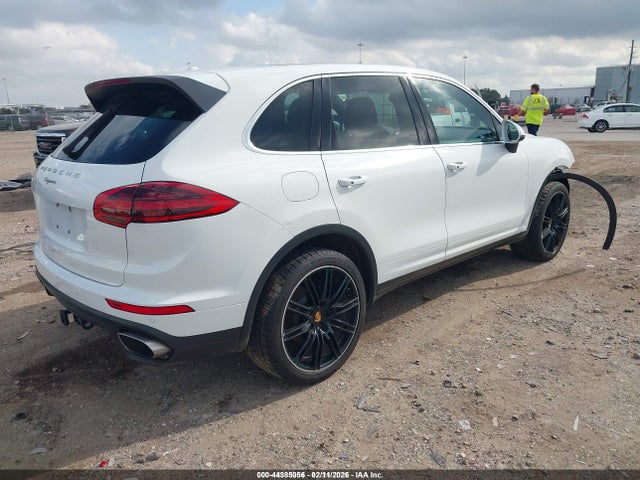 2016 PORSCHE CAYENNE WP1AA2A23GKA37845 Photo 3