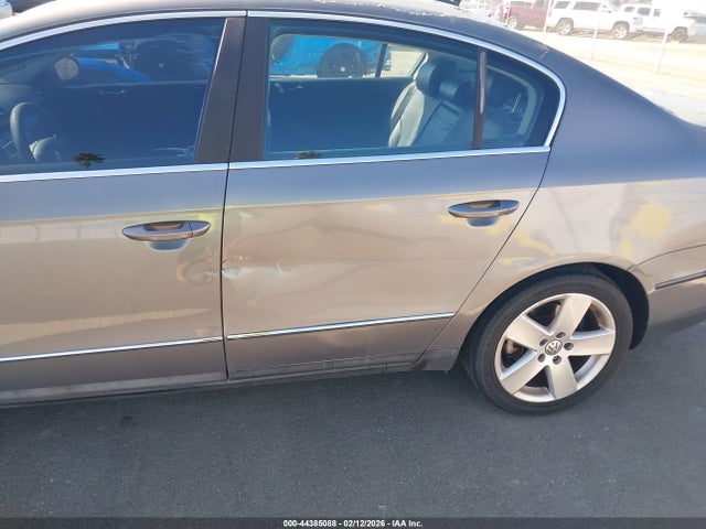 2006 Volkswagen Passat 2.0t მანქანა იყიდება აუქციონზე, vin: WVWAK73C16E075427, აუქციონის ნომერი: 44385088