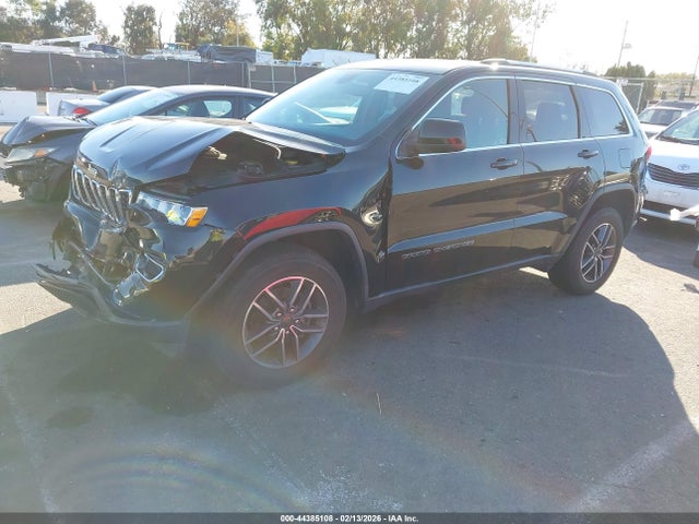 1C4RJEAG8LC202939 Jeep Grand Cherokee Laredo E 4x2