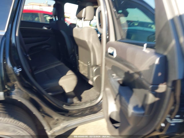 1C4RJEAG8LC202939 Jeep Grand Cherokee Laredo E 4x2