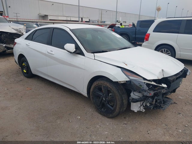 2023 HYUNDAI ELANTRA HYBRID KMHLM4AJ5PU091281
