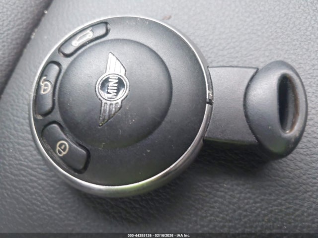 2011 MINI COOPER S CLUBMAN WMWZG3C5XBTY37123 Photo 10