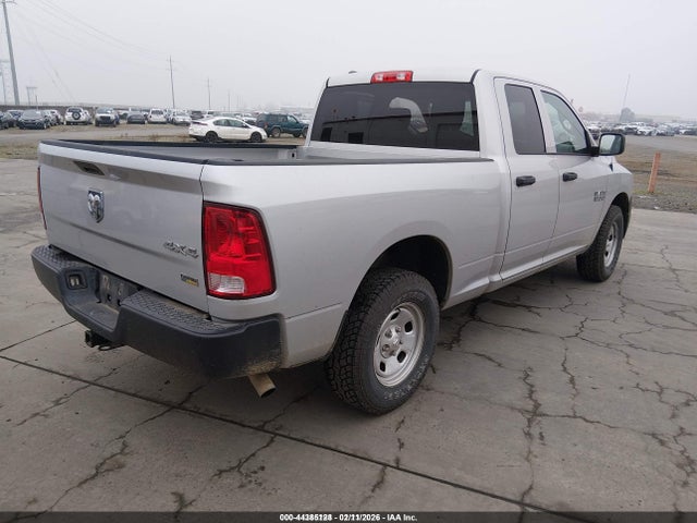 1C6RR7FG1HS616503 RAM 1500 Tradesman 4x4 6&#039;4 Box
