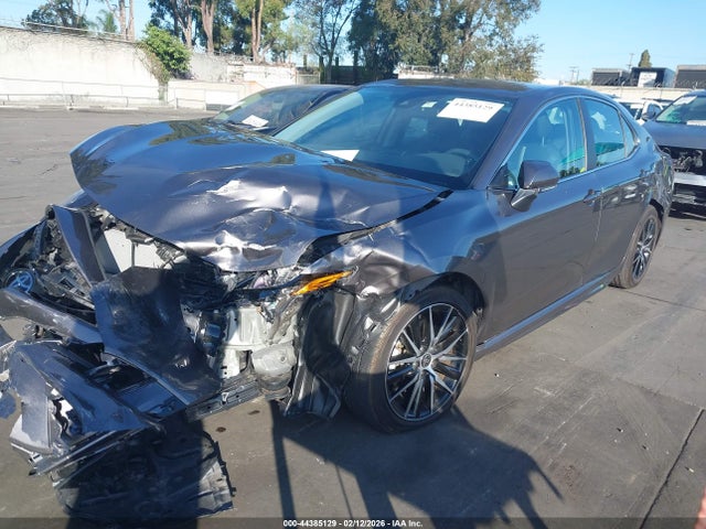 Toyota CAMRY SE 2024 4T1G11AK0RU231192 Image 2