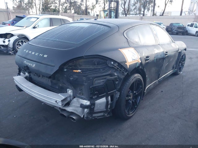 2013 PORSCHE PANAMERA WP0AB2A76DL060682 Photo 3