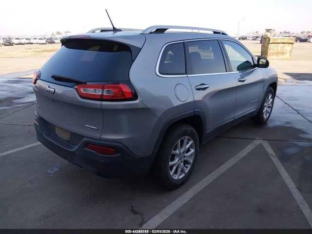 Jeep Cherokee Latitude 4x4 2018 1C4PJMCBXJD528526 Image 4