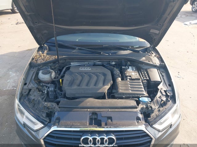 2018 AUDI A3 WAUAUGFF8J1053440 Photo 9