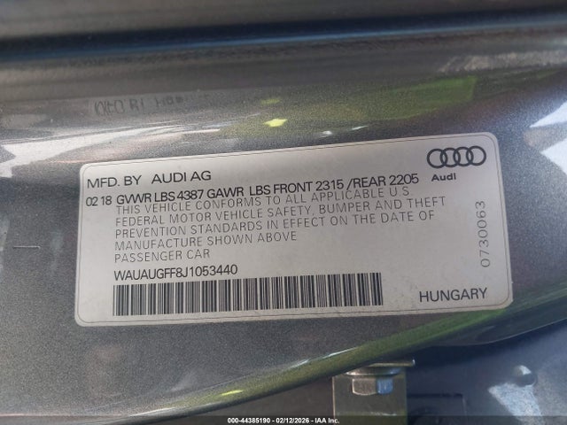 2018 AUDI A3 WAUAUGFF8J1053440 Photo 8