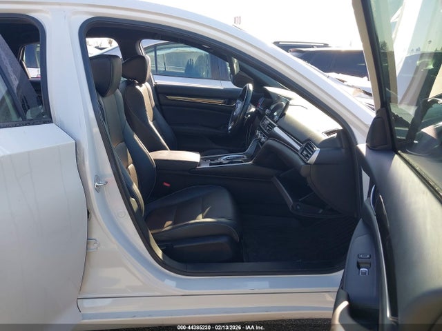 1HGCV3F27NA047361 Honda Accord Hybrid Sport