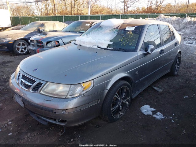 2004 SAAB 9-5 YS3ED49A943017843 Photo 1